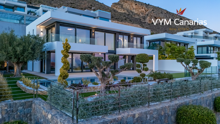 Image No.49-8 Bed Villa for sale