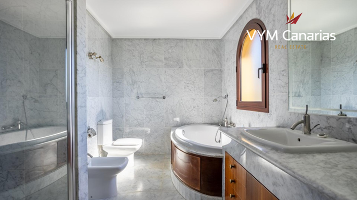 Image No.19-Villa de 5 chambres à vendre à Adeje