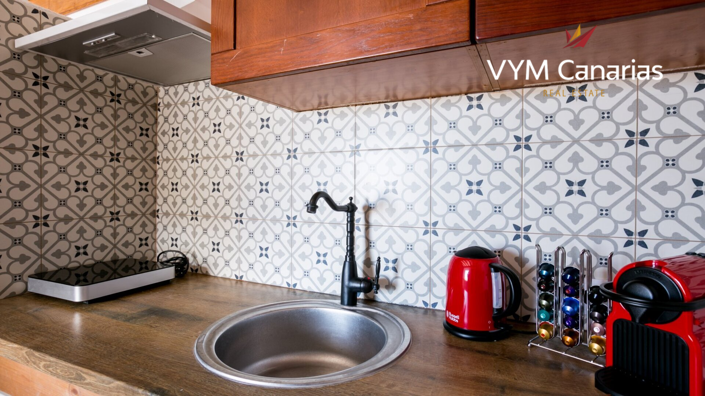 Image No.12-7 Bed Villa for sale