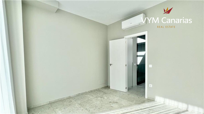 Image No.29-5 Bed Villa for sale