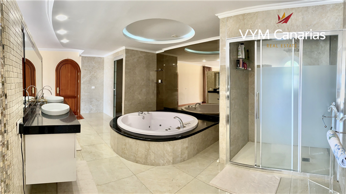 Image No.11-3 Bed Villa for sale