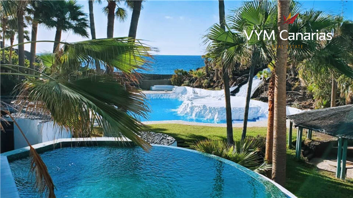 Image No.1-3 Bed Villa for sale