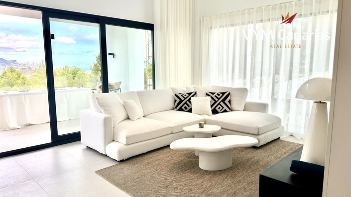 Image No.3-3 Bed Villa for sale
