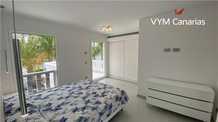 Image No.12-3 Bed Villa for sale