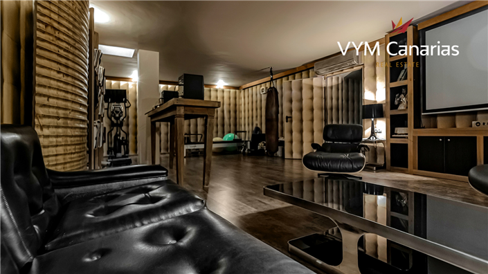 Image No.13-3 Bed Townhouse for sale