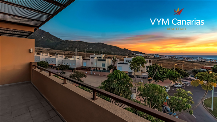 Image No.20-3 Bed Townhouse for sale