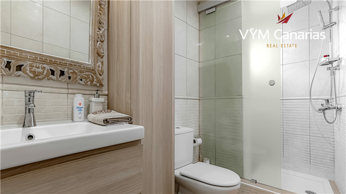 Image No.27-3 Bed Townhouse for sale