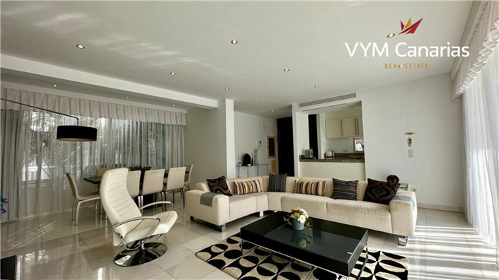 Image No.3-5 Bed Villa for sale