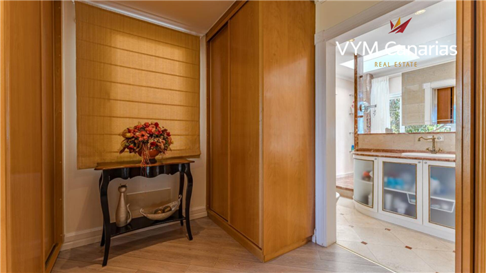 Image No.13-5 Bed Villa for sale