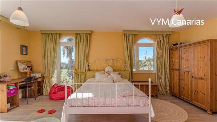 Image No.35-5 Bed Villa for sale