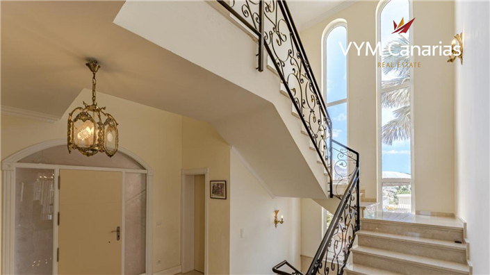 Image No.37-5 Bed Villa for sale