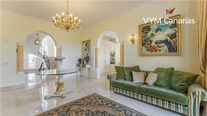 Image No.42-5 Bed Villa for sale