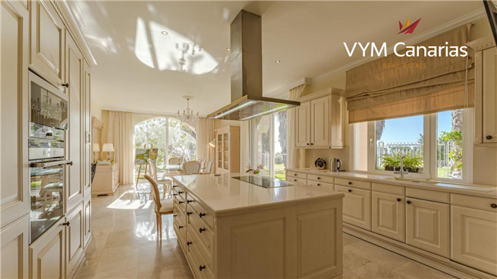 Image No.45-5 Bed Villa for sale