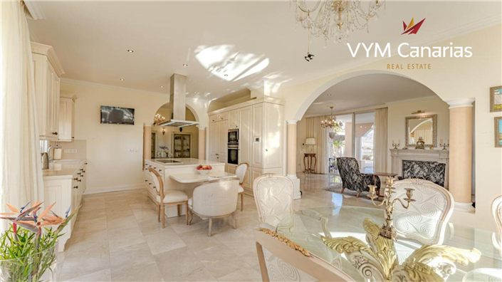 Image No.48-5 Bed Villa for sale