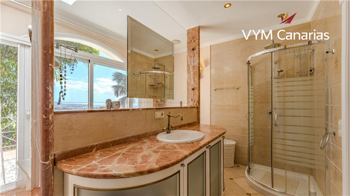 Image No.7-5 Bed Villa for sale