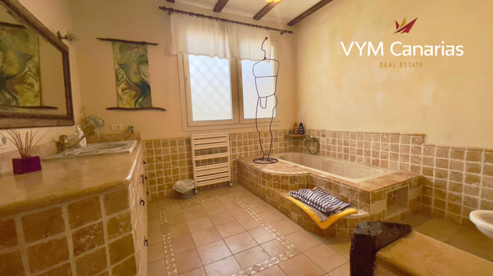 Image No.22-3 Bed Finca for sale