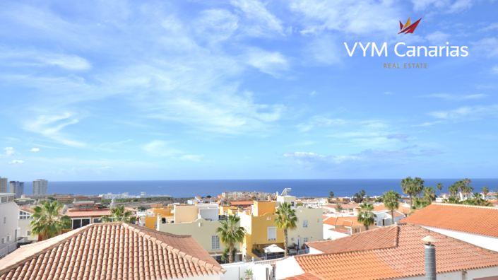 Image No.2-Villa de 4 chambres à vendre à Callao Salvaje