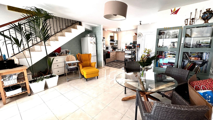 Image No.5-3 Bed Townhouse for sale