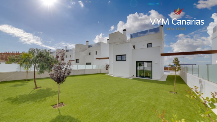 Image No.1-3 Bed Townhouse for sale