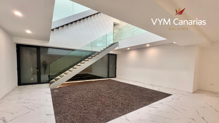 Image No.28-5 Bed Villa for sale