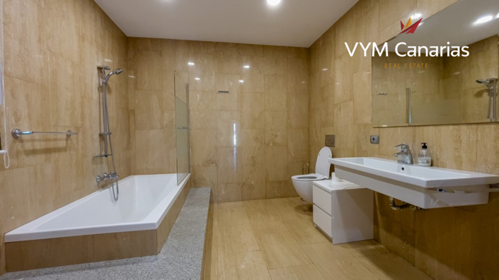 Image No.29-3 Bed Villa for sale