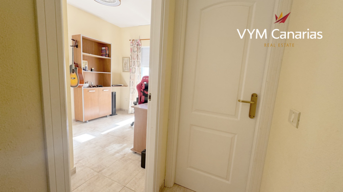 Image No.18-3 Bed Townhouse for sale