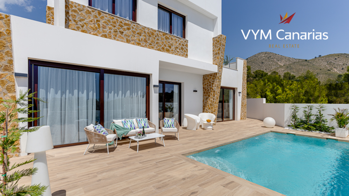Image No.1-4 Bed Villa for sale
