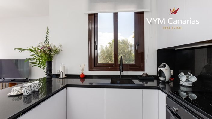 Image No.18-3 Bed Villa for sale