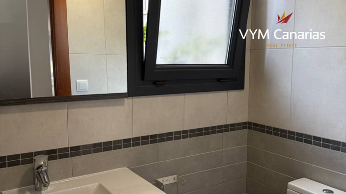 Image No.17-3 Bed Townhouse for sale