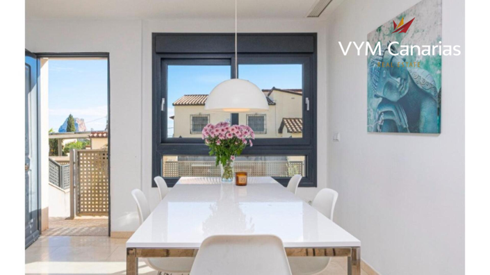 Image No.28-3 Bed Townhouse for sale