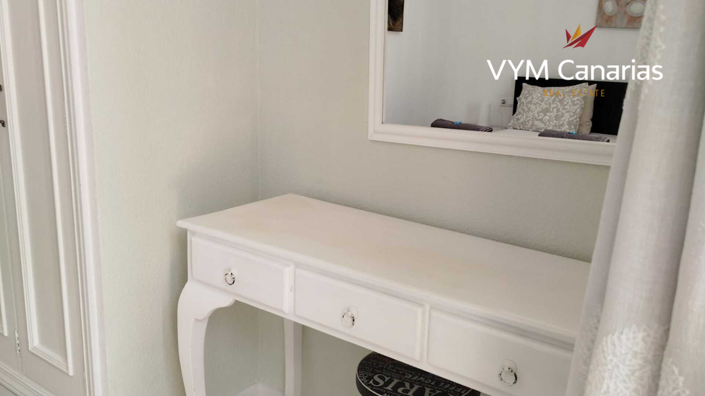 Image No.26-2 Bed Townhouse for sale