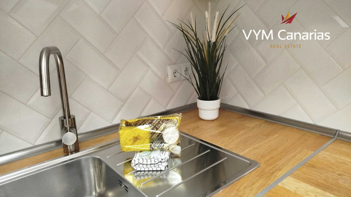 Image No.7-2 Bed Townhouse for sale