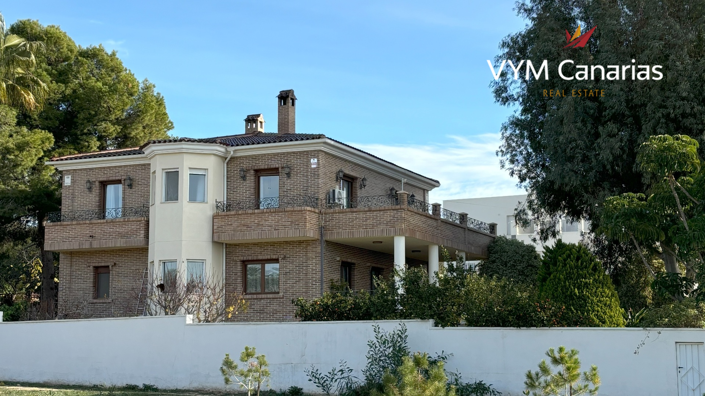 Image No.2-Villa de 5 chambres à vendre à Ciudad Quesada