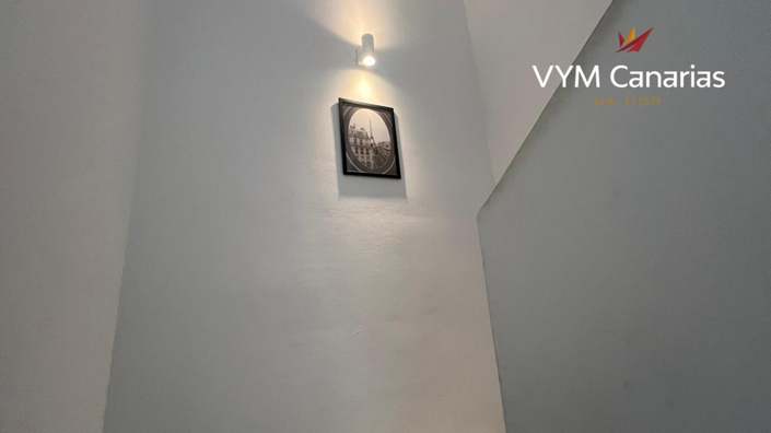 Image No.9-2 Bed Townhouse for sale