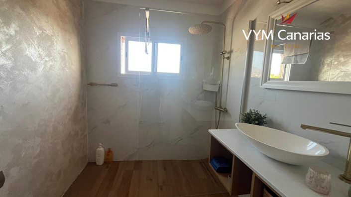 Image No.21-2 Bed Townhouse for sale