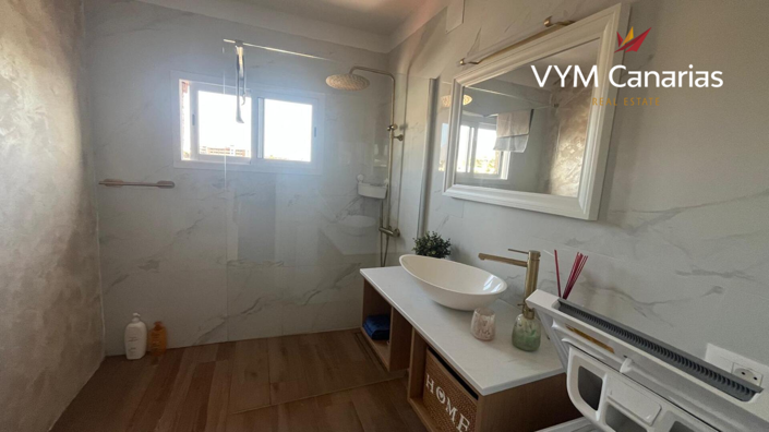 Image No.22-2 Bed Townhouse for sale