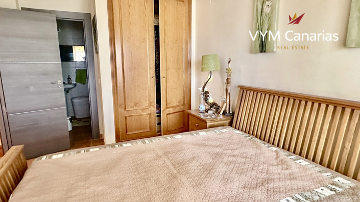 Image No.19-3 Bed Townhouse for sale