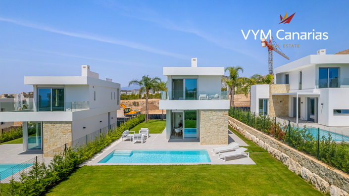 Image No.1-3 Bed Villa for sale