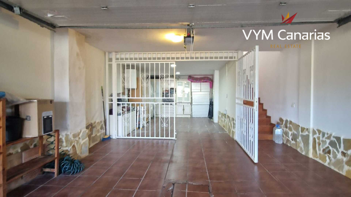 Image No.33-2 Bed Townhouse for sale