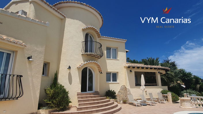 Image No.2-4 Bed Villa for sale