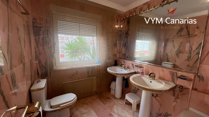 Image No.29-3 Bed Villa for sale
