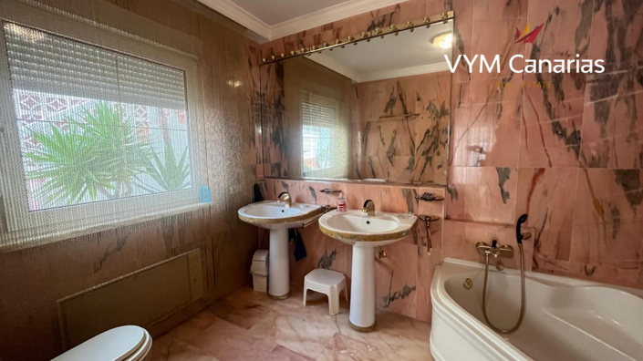 Image No.31-3 Bed Villa for sale
