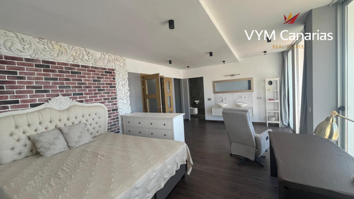 Image No.25-4 Bed Property for sale