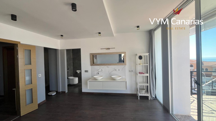 Image No.26-4 Bed Property for sale