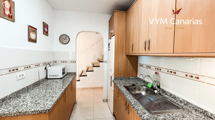 Image No.10-3 Bed Townhouse for sale