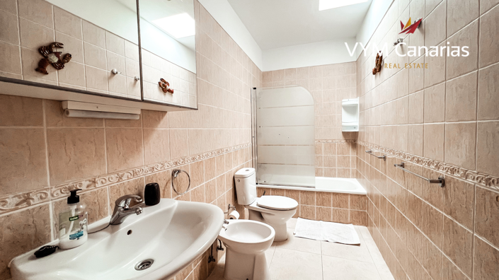 Image No.21-3 Bed Townhouse for sale