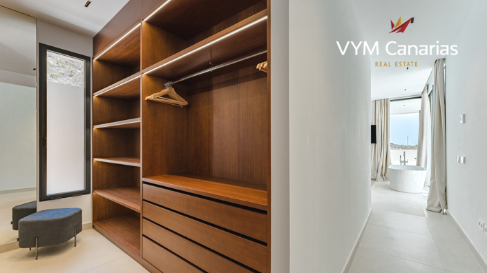 Image No.34-4 Bed Villa for sale