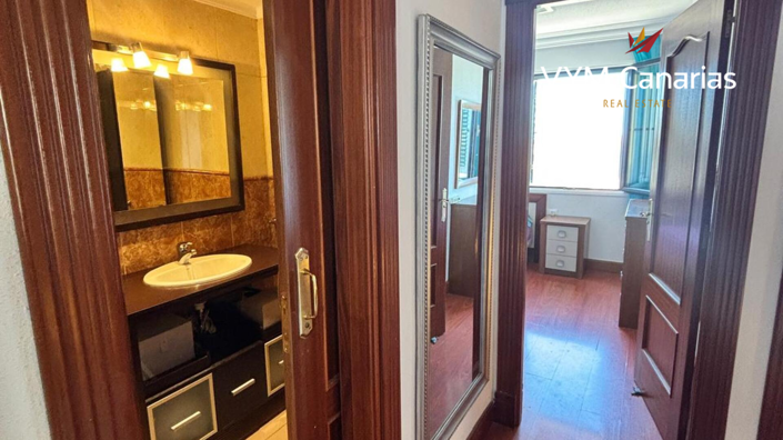 Image No.10-3 Bed Townhouse for sale