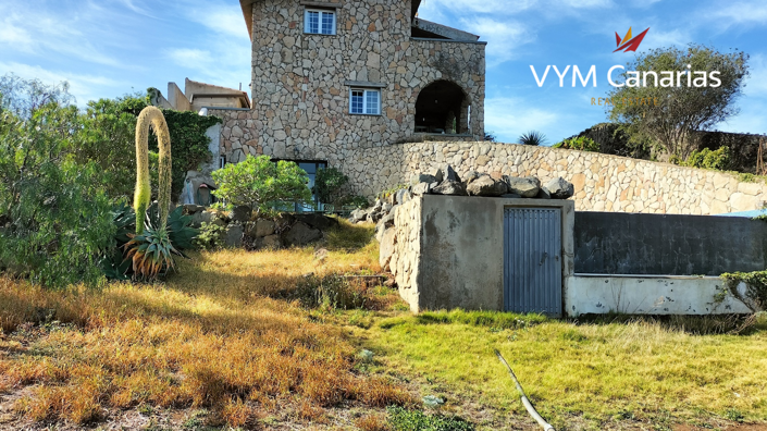 Image No.2-4 Bed Villa for sale