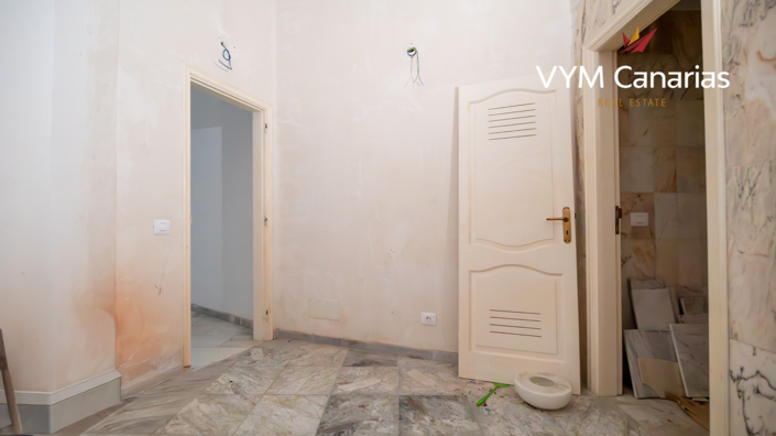 Image No.18-1 Bed Property for sale